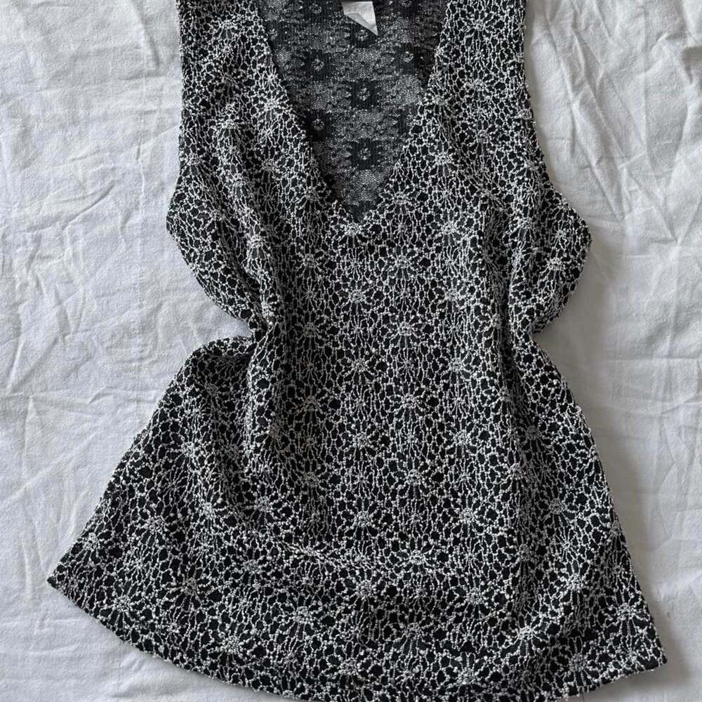 Vintage Eye Candy Black White Floral Lace Tank Top